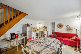 Charmante Maison à Bonnieux avec Terrasse et Vue sur le Jardin - Bonnieux - 8
