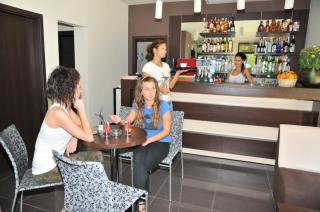 Hotel Burgas Free University - 4