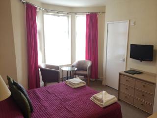 Tiffany's Hotel - Blackpool - 9