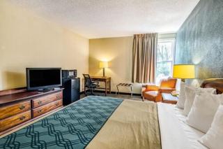 Econo Lodge Inn & Suites Radford-Blacksburg Area - Radford - 5