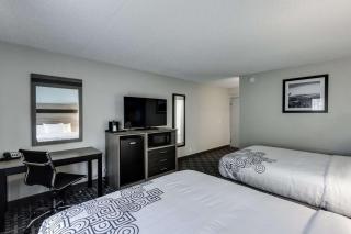 Days Inn & Suites by Wyndham Spokane - Spokane - 3
