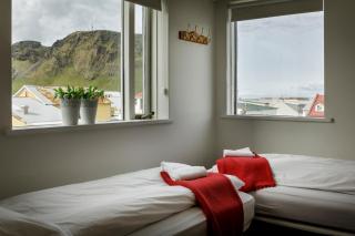 Guesthouse Sunnuhóll - Vestmannaeyjar - 9