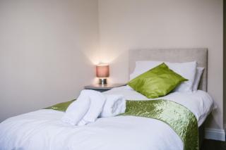 Millfields 3 Bedroom House near City Centre with Private Parking - Plymouth - 4