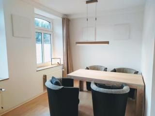 Super Wohnungen #2, #3 und #4 DG im Zentrum, Süd-Sonne und Burg-Blick - Stolberg - 6