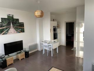 T1 40 m2. Lit Queen size - Pau - 9