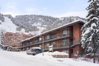 Aspen Mountain Condominiums 1C - 6