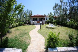 Charming House in Vieste with Shared Pool and Terrace - Vieste - 3
