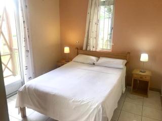 Apartment with sea view in Blue Bay, 125 m², near beach - 2