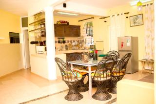 Spacious apartment in Pereybere, 100 m² with shared pool - Pereybere - 8