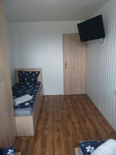 Domek - 2 Sypialnie, Kuchnia, Łazienka - 6 Osobowy N6 - FreezerHause Izdebno- NoclegiGrodziskPL 792-535-535 - Izdebno Kościelne - 7