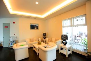 Merdeka Suites Hotel - Miri - 3