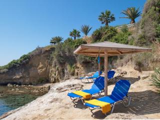 Villa Anna Maria Rock Beach Pure Luxury - Sparta - 2