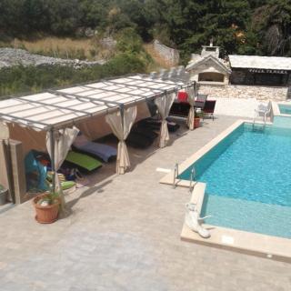 Villa Tamara,3 heated Pools, Entire Villa for sole use - Škrip - 3
