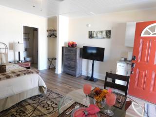 Lawrence Village Bed and Breakfast - Swainsboro - 5