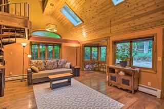 Remote Long Island Lakefront Cabin with Deck and Grill - 7