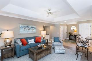 2 BR Evian Gorgeous Golf Views King 2 Twins Fold Out Bikes & Beach Gear included 2 Parking passes - 1