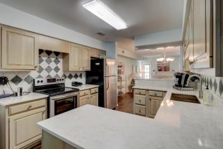 110 Evian 2 BR Shipyard - Hilton Head Island - 1