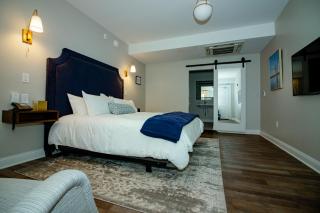 The Colonial Inn - Hillsborough - 3