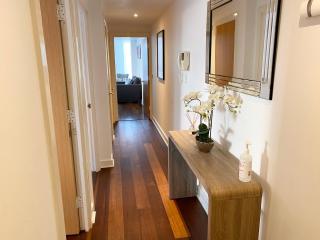 Urban Living's - The Hawking - Oxford - 4