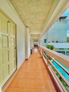 MANGO Lagoon Place - 2