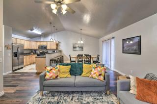 Cozy Anchorage Townhome Less Than Half Mile to Jewel Lake! - Anchorage - 9