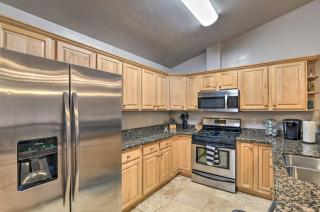 Cozy Anchorage Townhome Less Than Half Mile to Jewel Lake! - 3