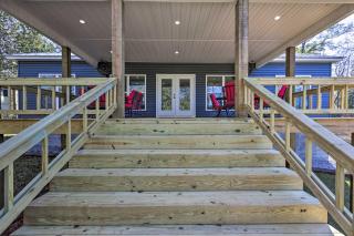 White Oak Creek Home with Views, Deck and Pool Access! - 5