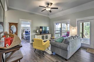 White Oak Creek Home with Views, Deck and Pool Access! - Eufaula - 2