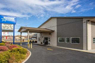 Americas Best Value Inn Burns - Burns - 8
