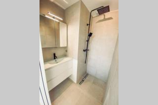 Modern Appartement - Les Pieds dans l'Eau - Saint-Tropez 4 - Cogolin - 1