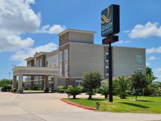 Quality Inn & Suites Victoria East - Victoria - 9
