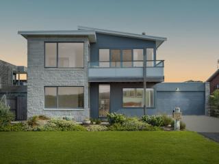 Stone and Sea - Port Fairy - 0