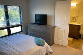 Very Spacious apartment close to Lions Head Gondola - 7