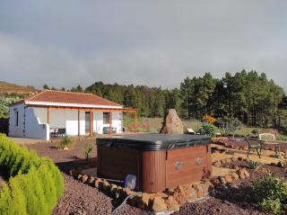 Casa Los Almendros Jacuzzi Garden - 5