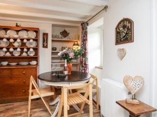 Corner Cottage - Cemaes Bay - 1