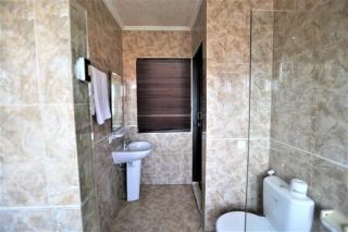 Fat Yogi Cottages - Kuta - 6