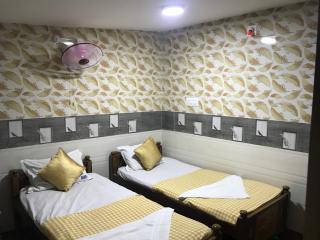 Rehoboth Home Stay - Kanyakumari - 8