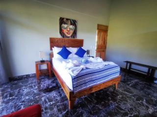 Tuki Tuki Lodge - Sámara - 9