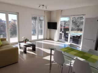 Attractive Apartment in Banjole with Swimming Pool - Banjole - 0