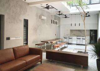 Luxurious Georgetown Townhouse in Core Zone - George Town - 9