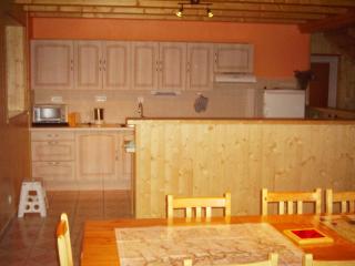 Maison avec 3 chambres à Landos, vue sur les montagnes, 150 m² - Landos - 8
