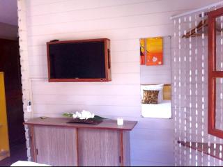 Charming House in Albion with Shared Pool - Albion - 4