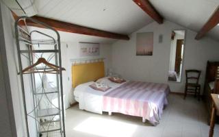 Appartement élégant à Vias avec balcon et jardin - 4