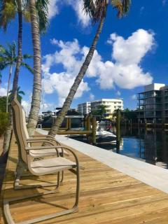1BR C direct on the water shared deck Free kayaks - 4