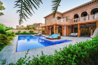 Royal Saray Resort - Manama - 1