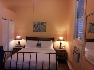 Douglas House - 5