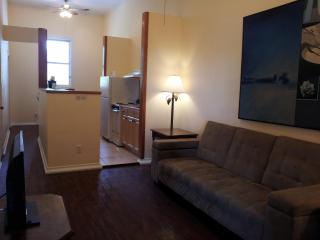 Douglas House - 4