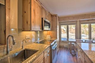 Ski-In Breck Condo Walk to Shops and Restaurants! - Breckenridge - 3