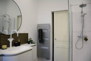 85 m2 centre ville 2 mn vieux Port au calme - 5