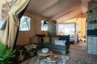 Castlemaine Gardens Luxury Safari Tents - 4